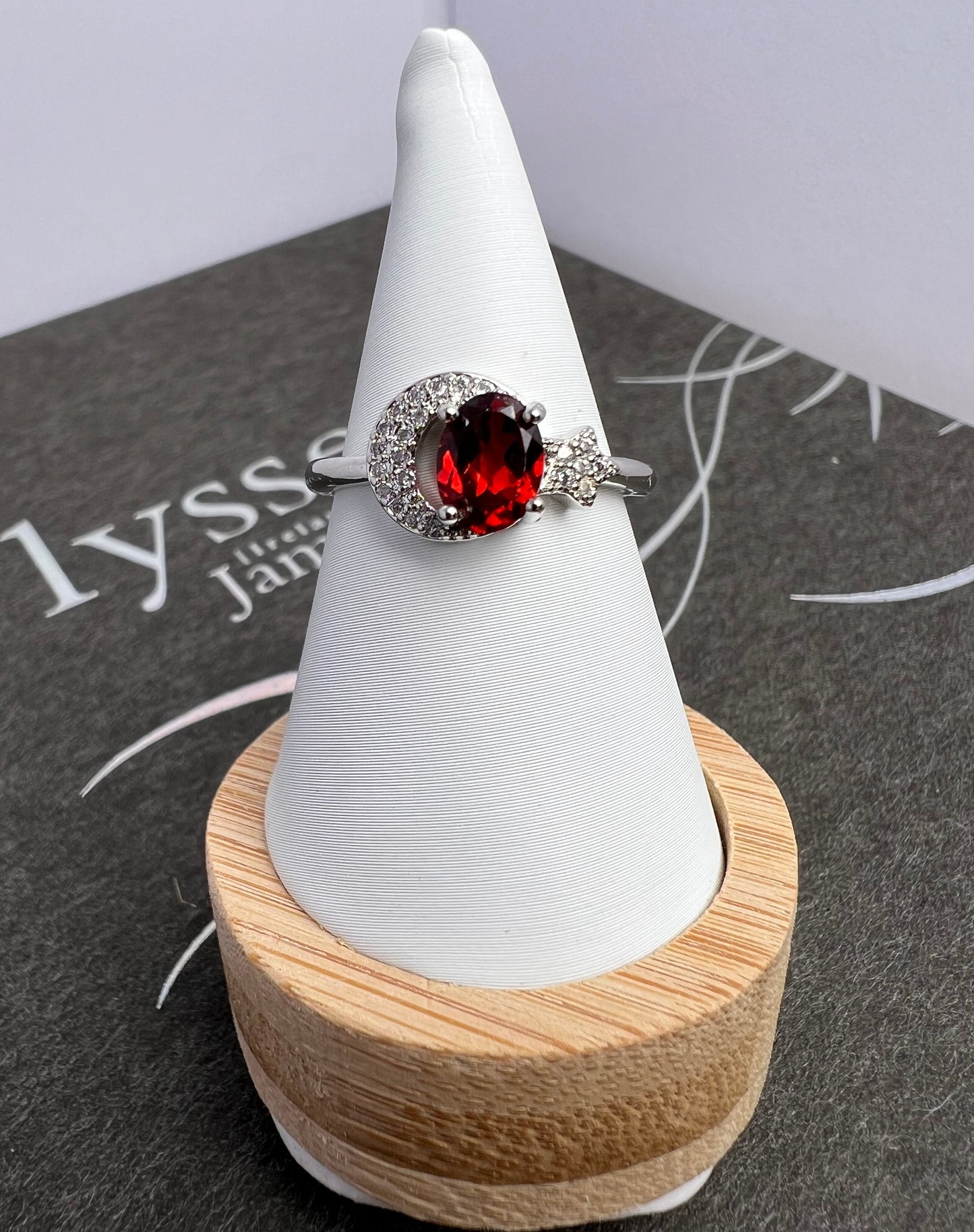 Garnet Rings[CR]